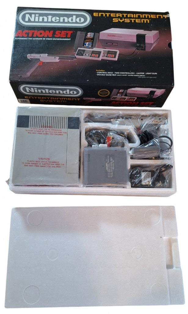 Nintendo entertainment system action set (NES) - Komplett i eske (CIB) (brukt)